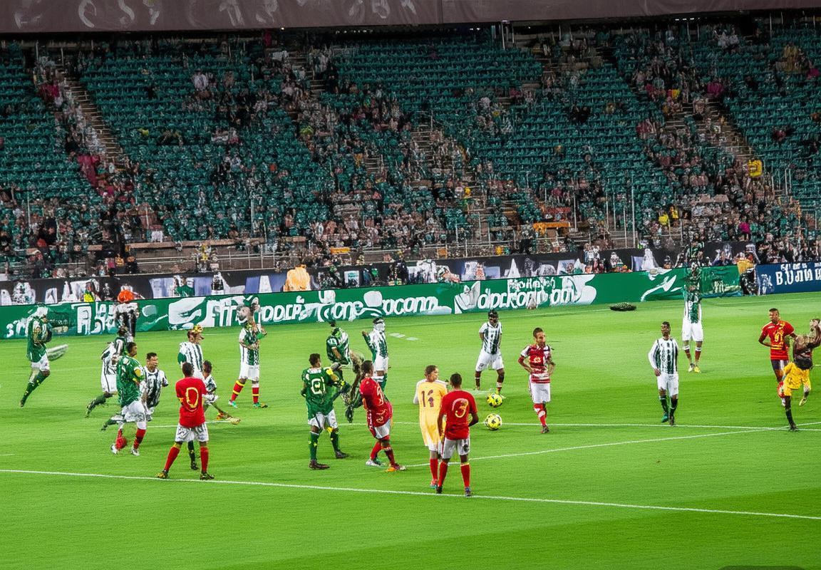 2017赛季迪纳摩VS马里迪莫巅峰对决回顾：战术与关键瞬间分析(图3)