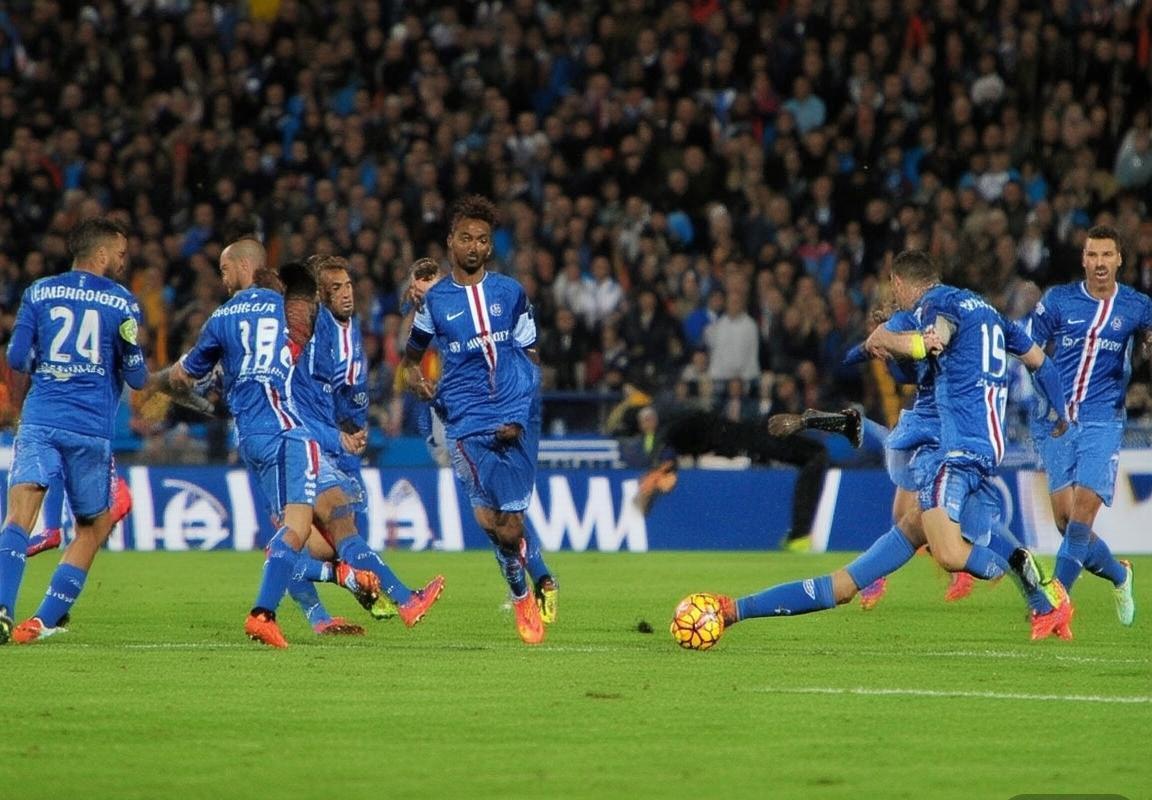 巴黎圣日耳曼VS兰斯：法甲巅峰对决，战术对决与伤病影响解析(图2)